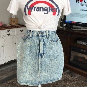 Vintage high waisted acid wash jean skirt